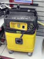 DRY SHOP VAC