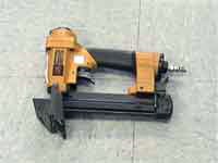 3/8" PNEUMATIC AIR OPERATED FLOOR NAILER