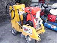 CONCRETE ROAD SAW W/ 14" DIAMOND BLADE