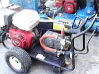2500 PSI PRESSURE WASHER