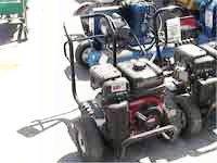 2000 PSI PRESSURE WASHER